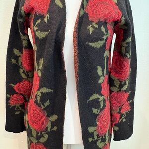 Elegant Rose Patterned Open Cardigan